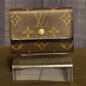 Authentic Louis Vuitton Brown Monogram Wallet